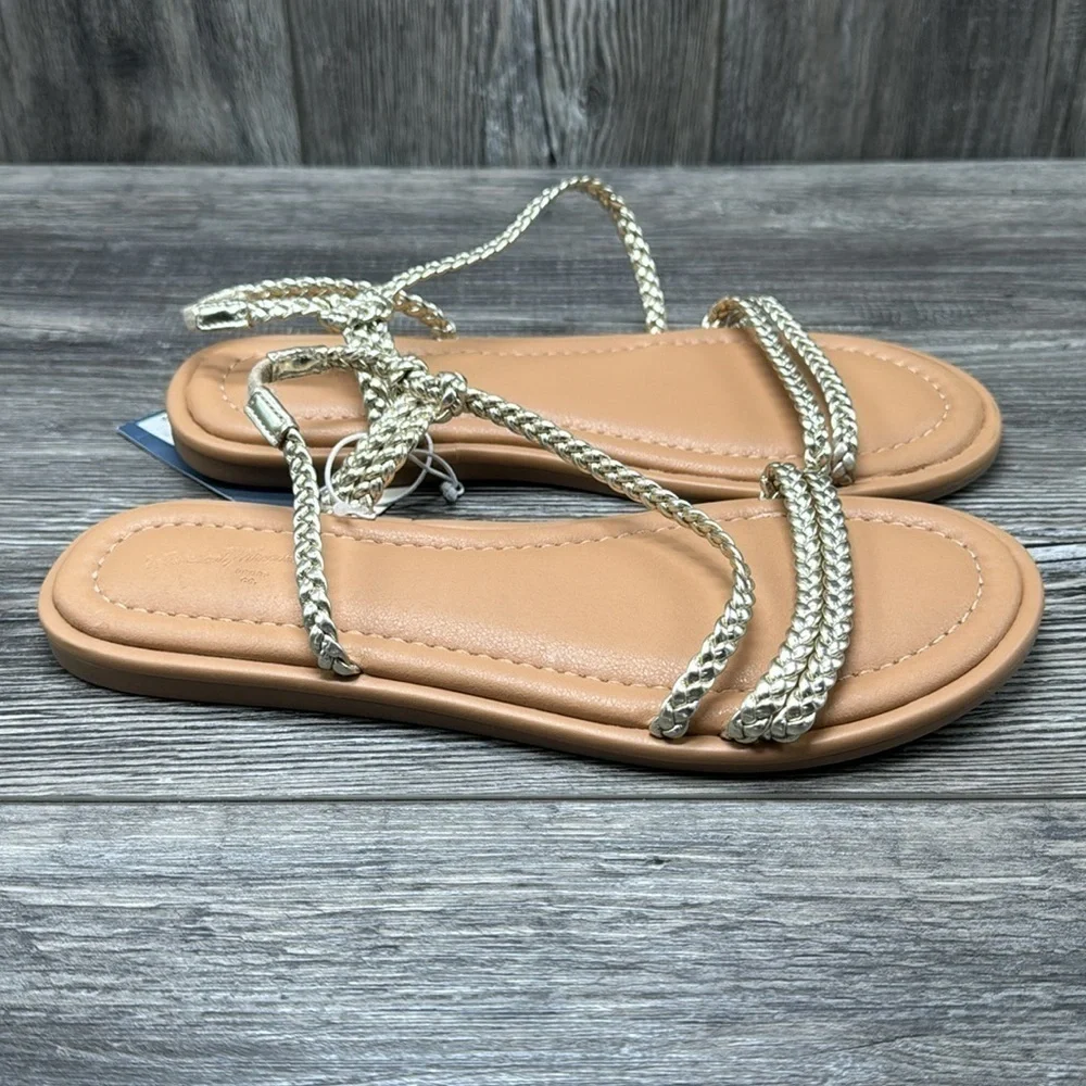 Women's Uri Sandals - Universal Thread Gold